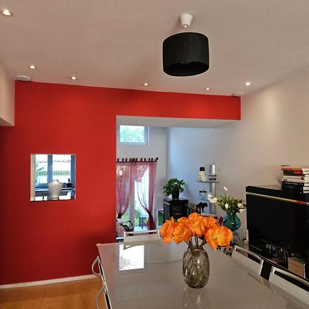 Modern Duplex With Garden Appartement Brussel Buitenkant foto